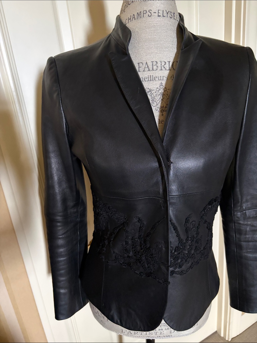BILL BLASS NEW YORK VINTAGE LEATHER JACKET
